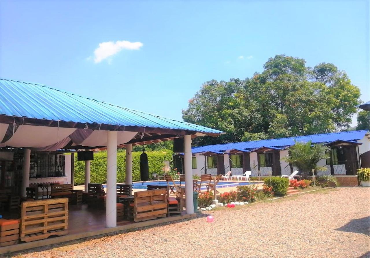 Cabanas El Saman Villavicencio Apiay Exterior foto